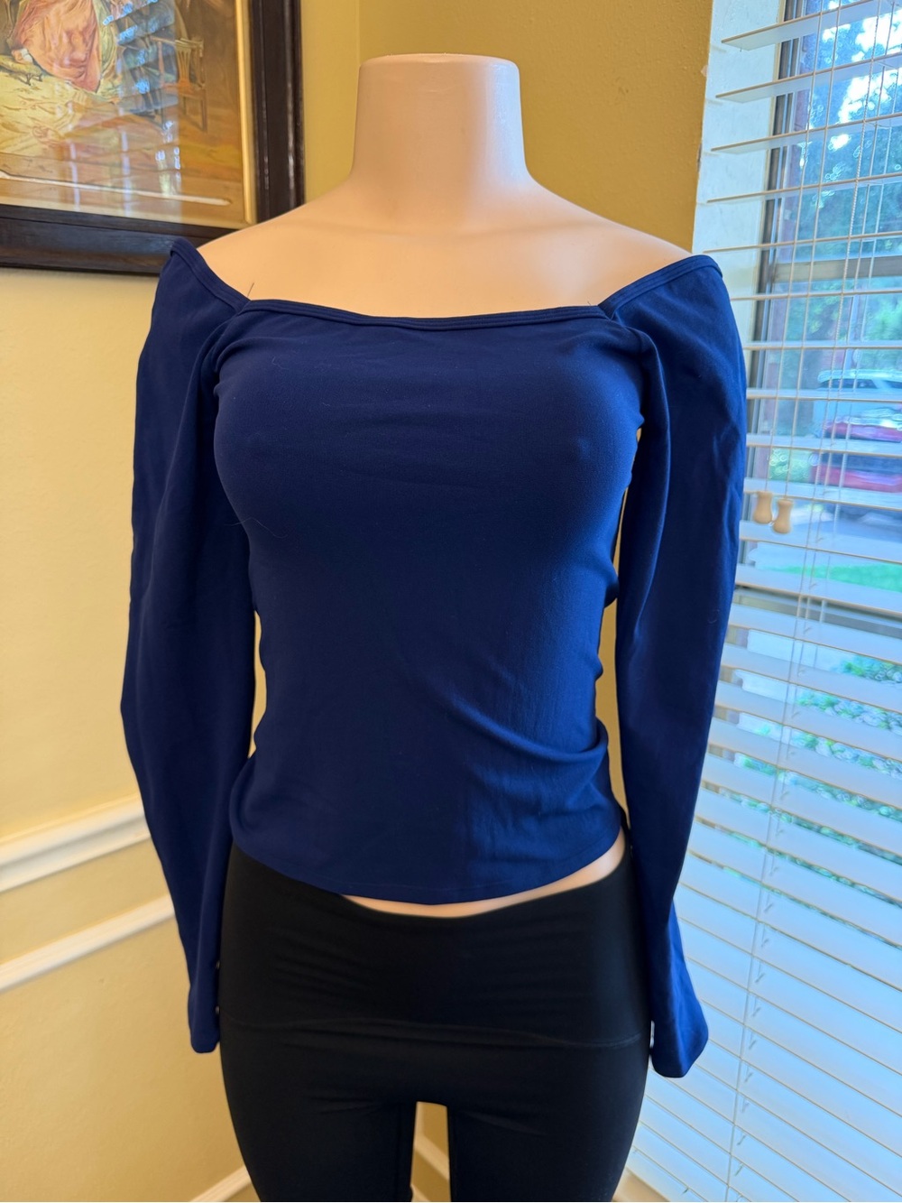 Fabletics Off-Shoulder Long Sleeve Crop Top — Navy